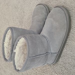Koolaburra Grey Kids Boots Size 3